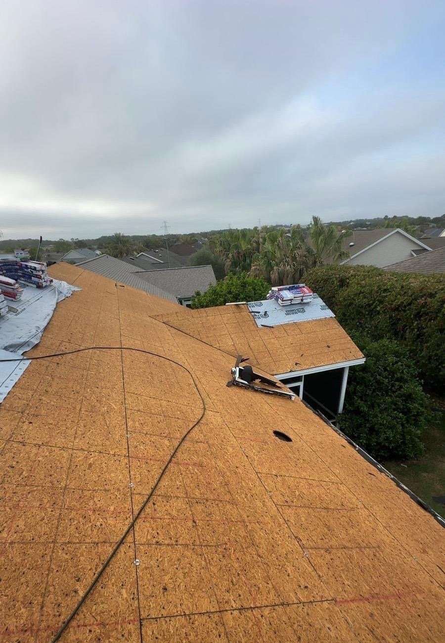 Full Roof Decking Re-Nail & Architectural Shingles