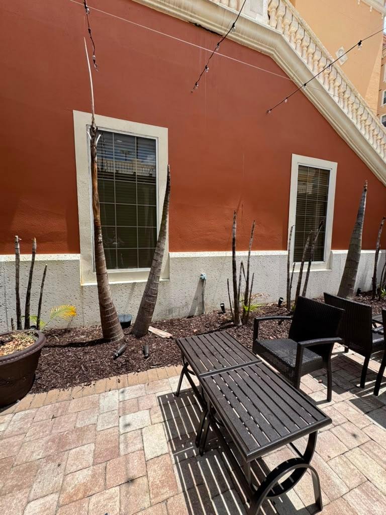 Exterior Wall & Parapet Stucco Repair